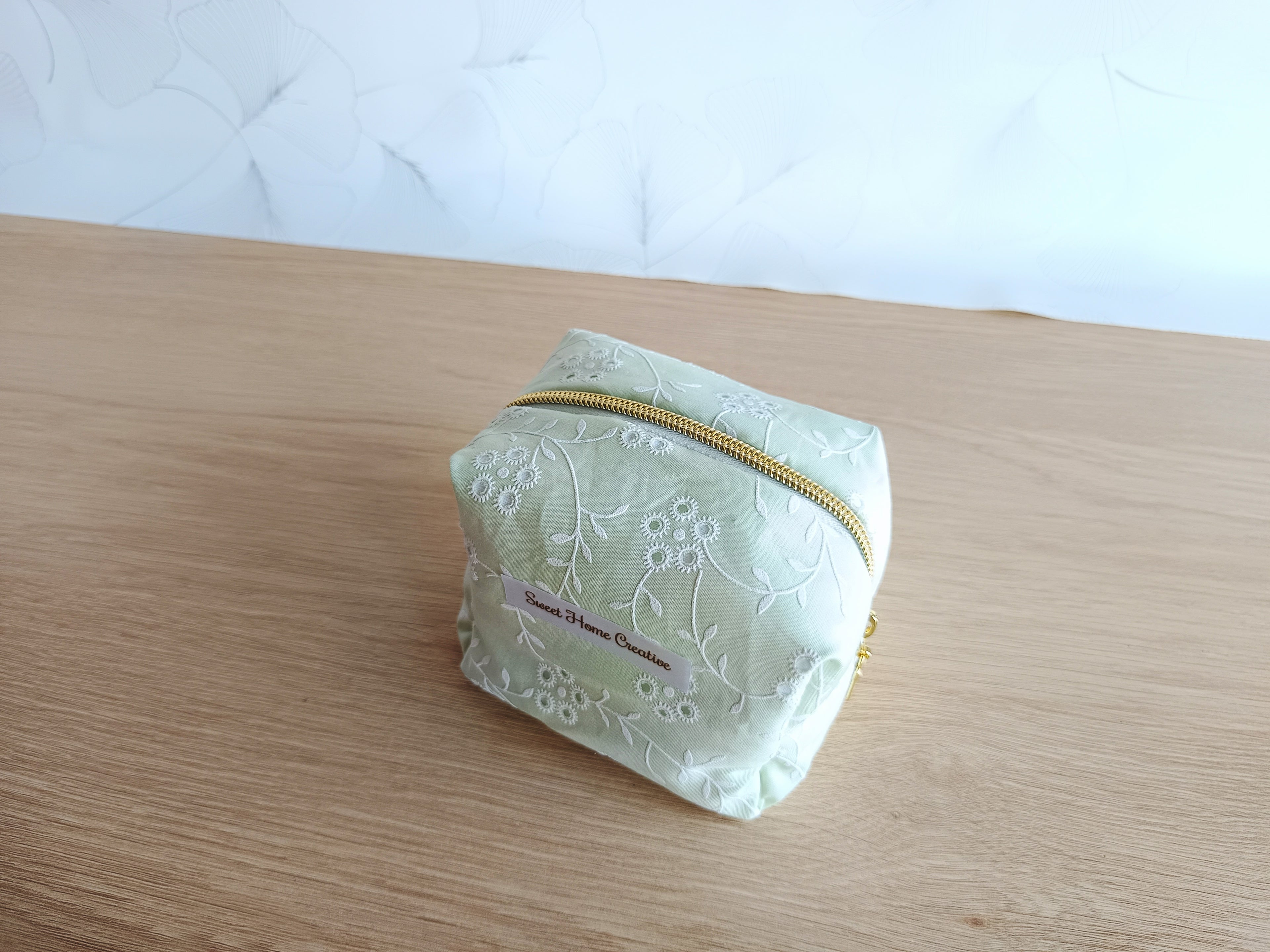 Esprit Broderie Vert pastel - Petite